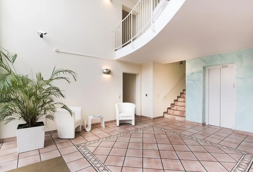 Parkside Apartment House Ντίσελντορφ Ξενοδοχείο με διαμερίσματα